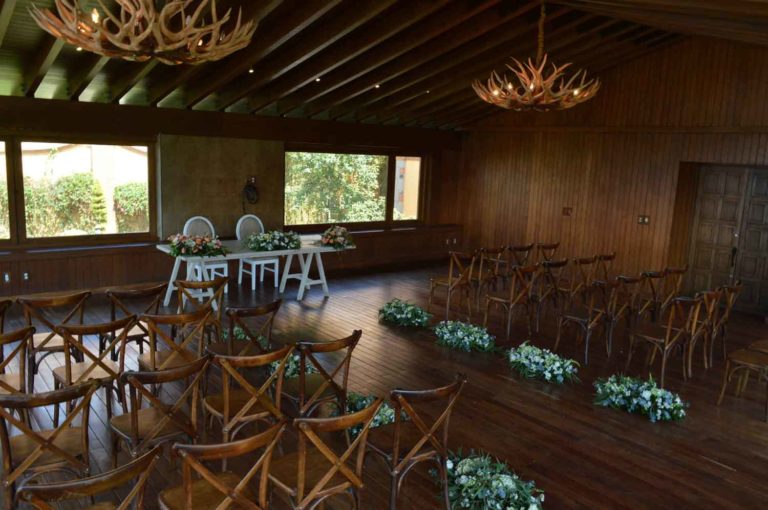 Salón de eventos, Salón para ceremonia religiosa