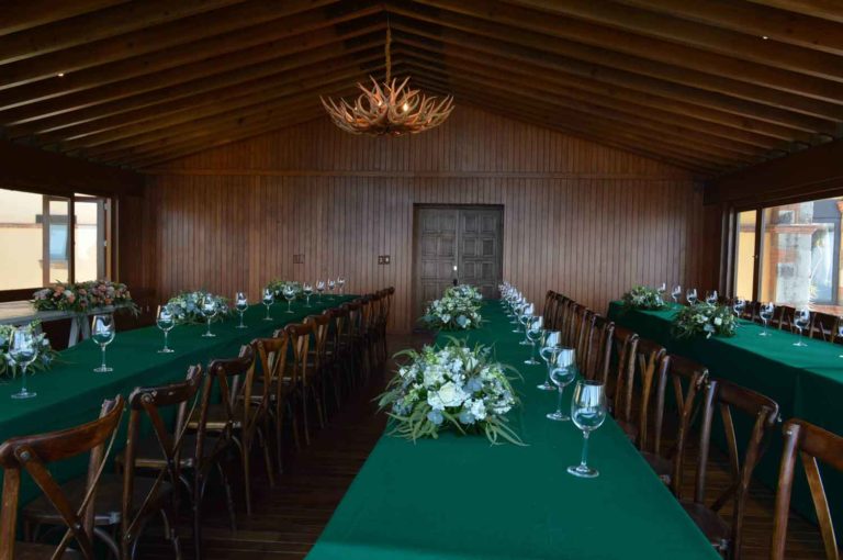 Montaje de escuela en Salón de eventos