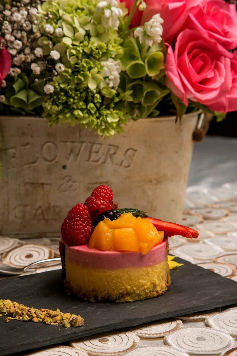 Banquete, Mouse de guayaba con mango